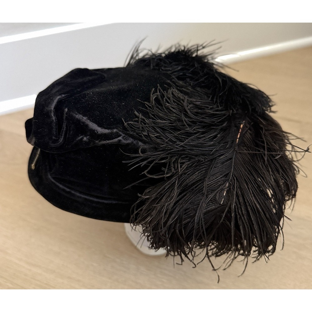 Antique Edwardian Black Velvet Ostrich Feather Ladies Hat 1900s Floral Accents - Picture 3 of 9